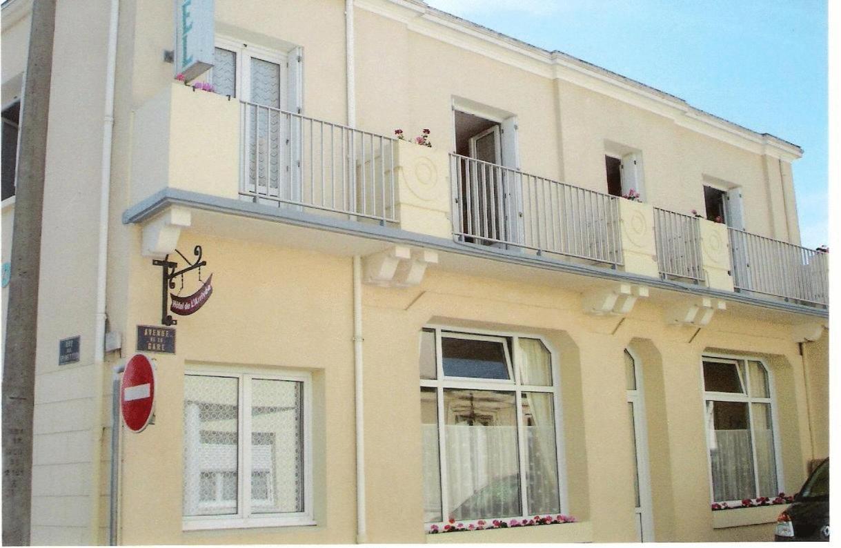 Hotel De L'Arrivee Fouras Dış mekan fotoğraf