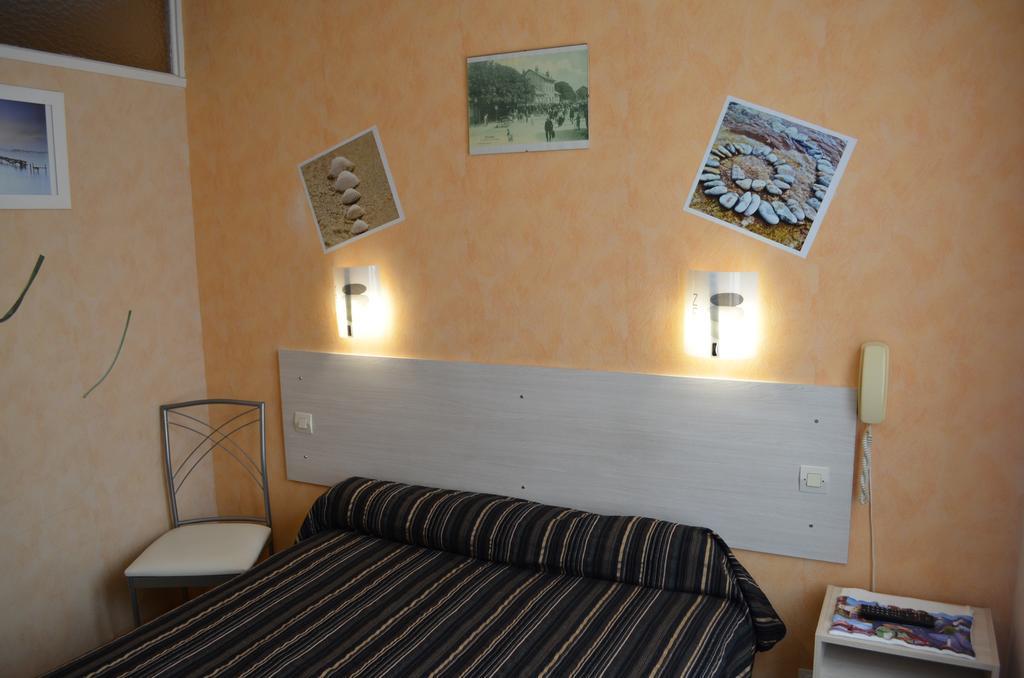 Hotel De L'Arrivee Fouras Dış mekan fotoğraf