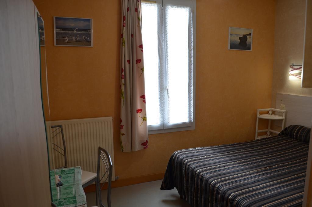 Hotel De L'Arrivee Fouras Dış mekan fotoğraf
